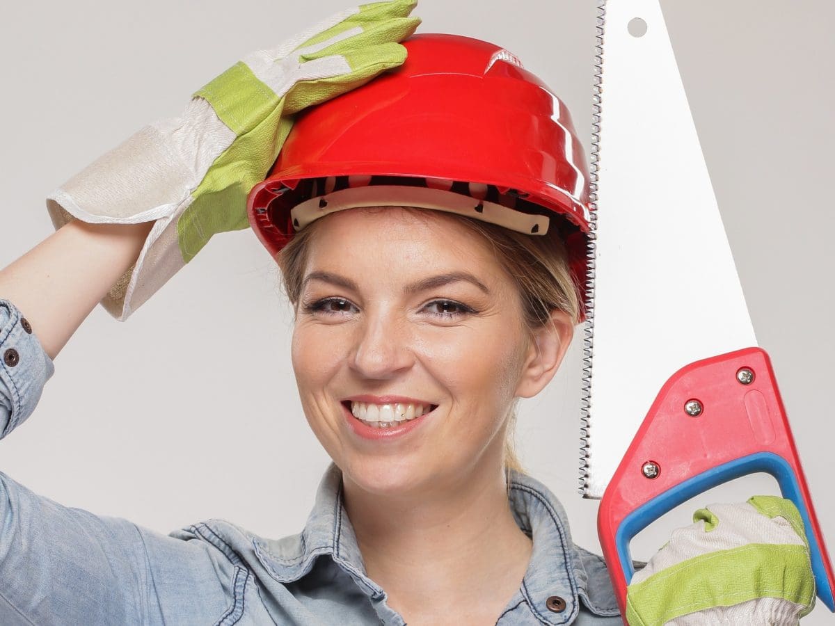 A Women in Trades Program Matrix for British Columbia: Priorities and Implementation